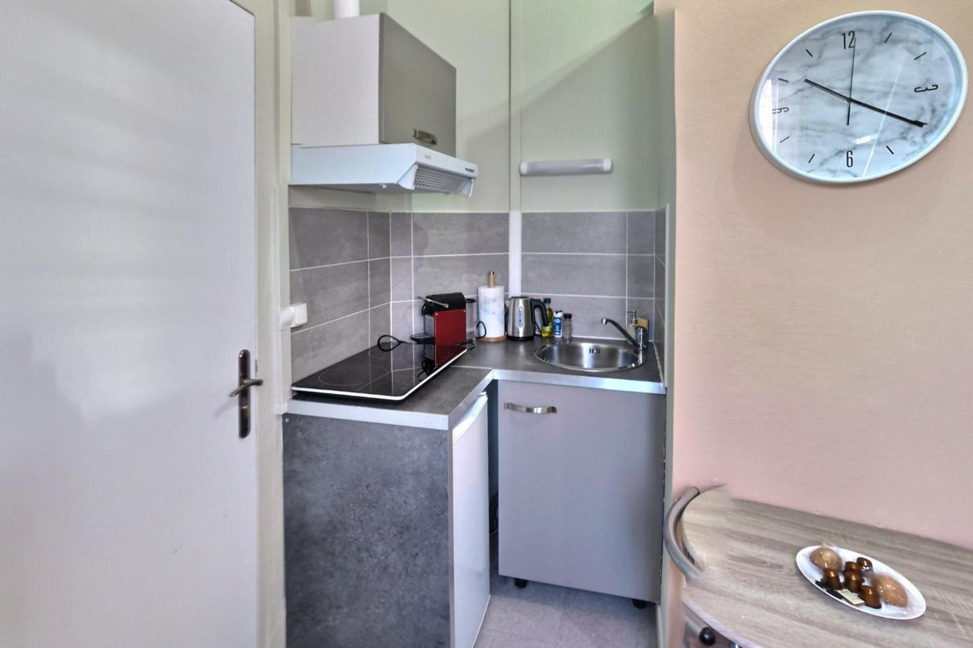 Gambeta1 Face Gare Apartment Evreux Exterior photo